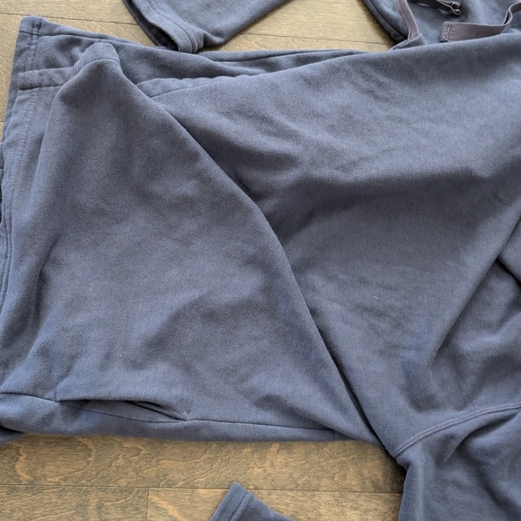 Open front Cardigan with pockets and drawstring - Picture 3 of 4